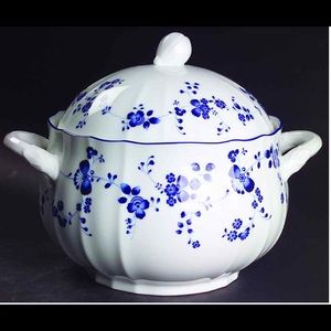 Noritake Elegance In Blue covered veg bowl